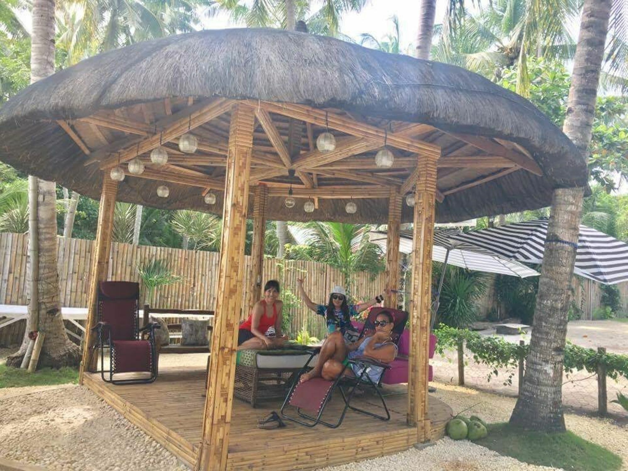 Vila The Whitehouse By The Sea Panglao Exteriér fotografie